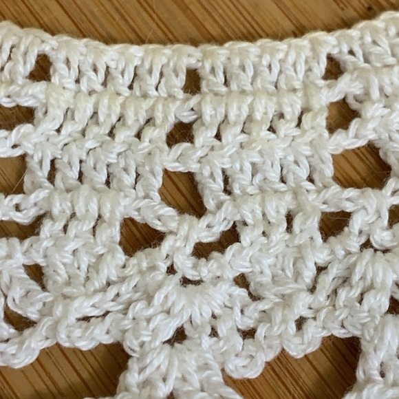 1980's Vintage Handmade Crochet Pearl White Round Yoke Collar - Picture 10 of 17